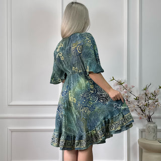 Rochie scurtă cu volane