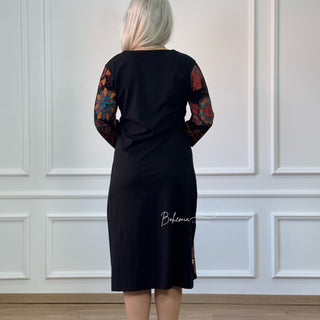 Rochie cu mâneci trei sferturi și model floral - Roșie