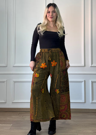 Pantaloni din bumbac cu decor floral