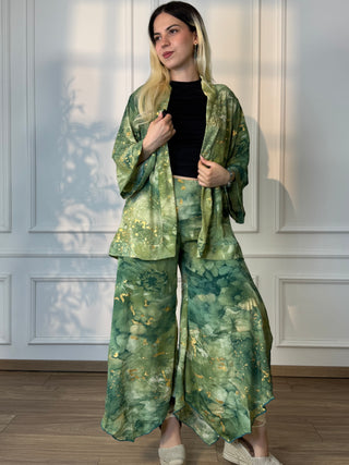 Bluza largă deschisă