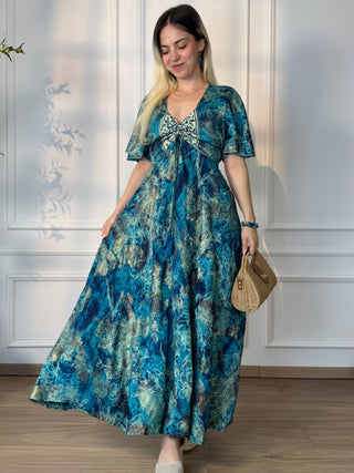 Rochie maxi cu decolteu în formă de inimă