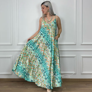 Rochie lungă cu buzunare, croială în A