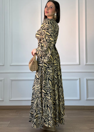 Rochie indiană cu mâneci lungi