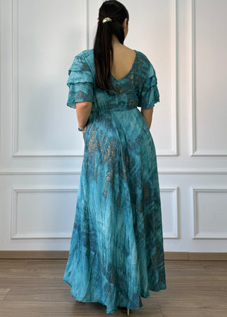 Rochie maxi cu mâneci stratificate