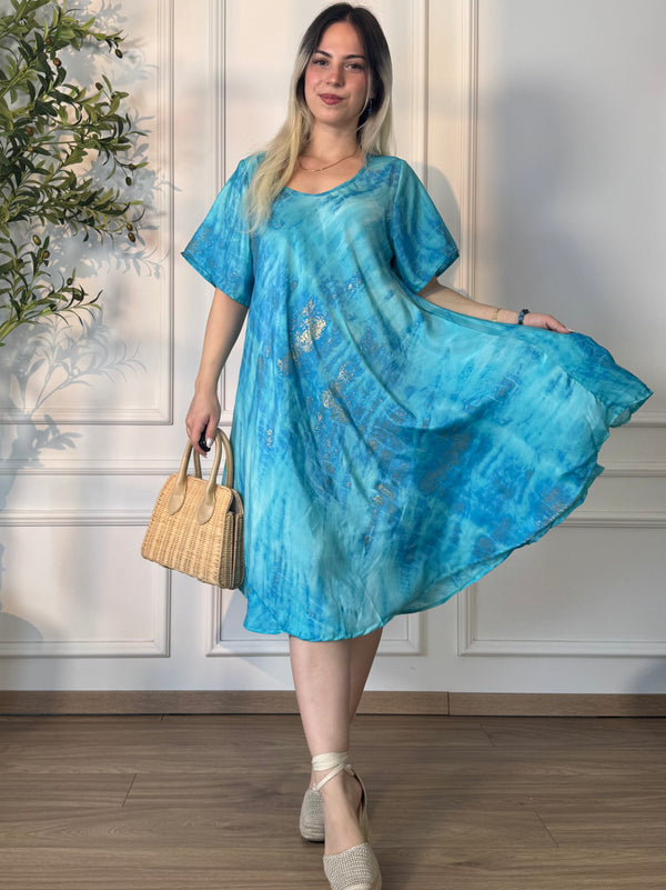 Rochie scurtă cu croială largă