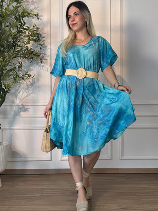Rochie scurtă cu croială largă