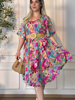 Rochie scurtă cu croială largă
