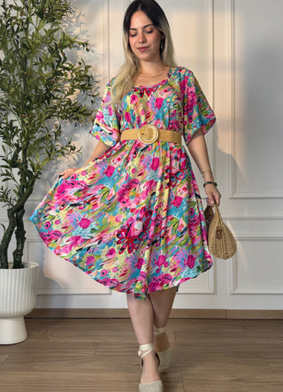 Rochie scurtă cu croială largă