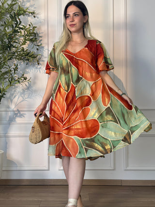 Rochie scurtă cu croială largă