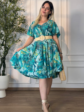 Rochie scurtă cu croială largă