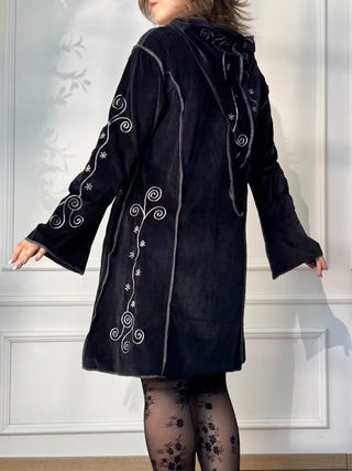 Cardigan brodat cu efect de catifea