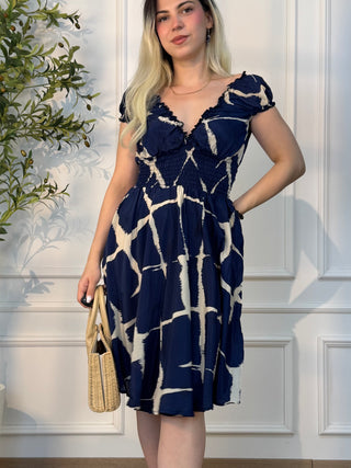 Rochie scurtă cu talie încrețită