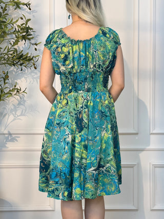Rochie scurtă cu talie încrețită