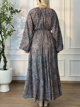 Rochie indiană cu mâneci lungi