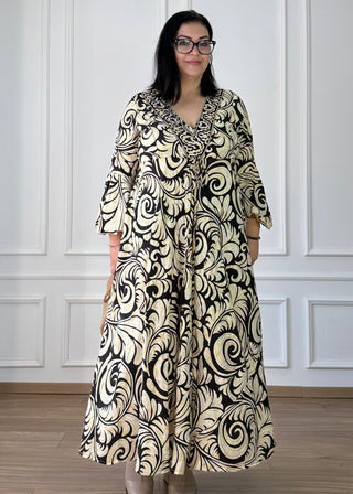 Rochie maxi cu mâneci evazate