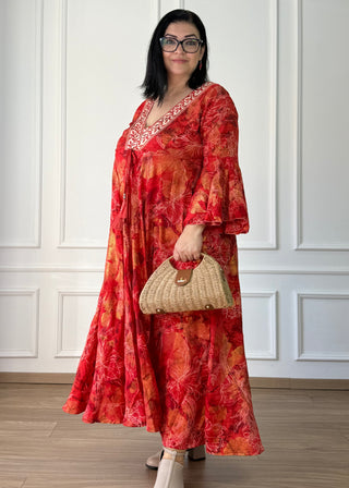 Rochie maxi cu mâneci evazate