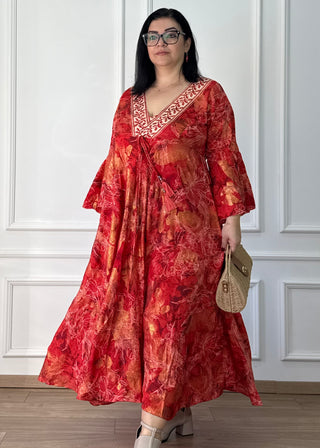 Rochie maxi cu mâneci evazate