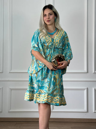 Rochie scurtă cu corset în zona pieptului