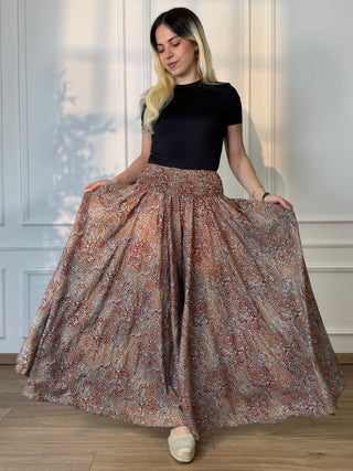 Pantaloni-fustă