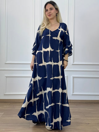 Rochie cu mâneci evazate în formă de A