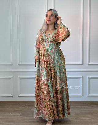 Rochie indiană cu mâneci lungi