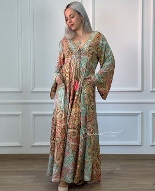 Rochie indiană cu mâneci lungi