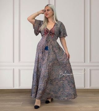 Rochie maxi cu decolteu în formă de inimă